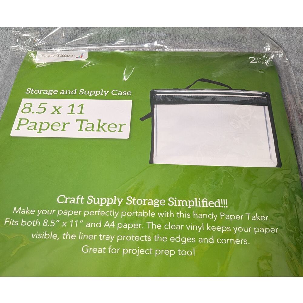 TOTALLY TIFFANY Paper Taker 8.5x11 A4 Clear Vinyl Portable Craft Storage NEW